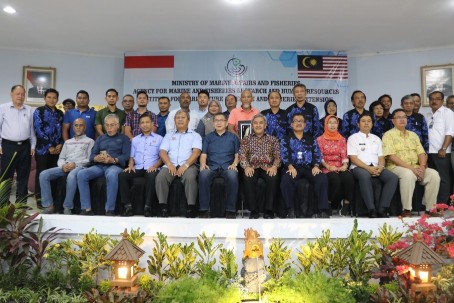 Kunjungan kerja Menteri Pertanian dan Industri Asas Tani Malaysia, Dato Salahuddin Bin Ayub, di Balai Besar Riset Budidaya Laut dan Penyuluhan Perikanan (BBRBLPP)